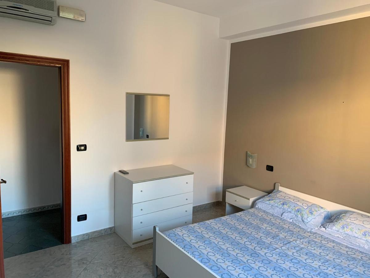 La Casa Blu Apartment Roccella Ionica Ngoại thất bức ảnh